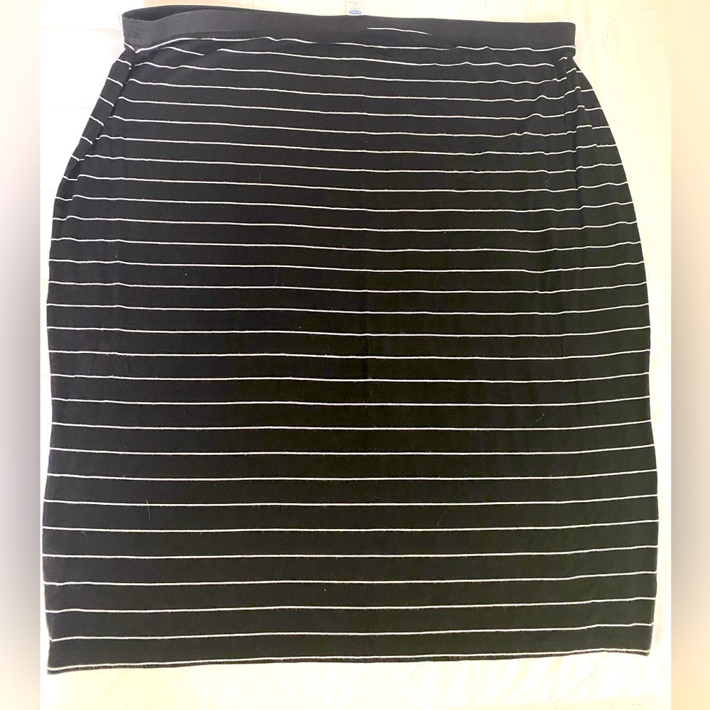 Old Navy knit jersey skirt